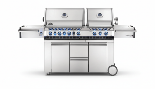 Napoleon Prestige PRO 825 RSI doble parrilla vista frontal fondo blanco